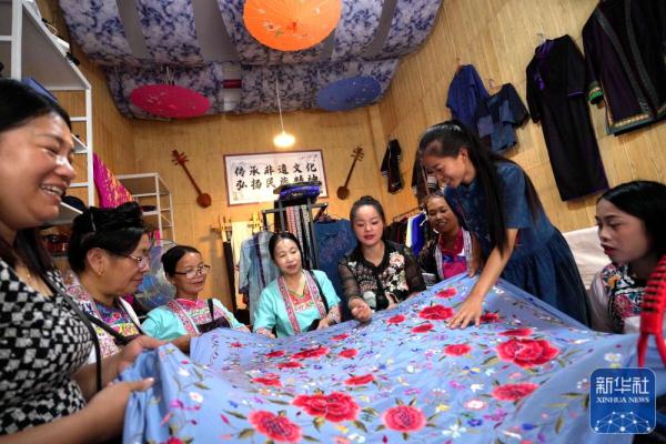 贵州：“锦绣计划”带动50万妇女就业创业